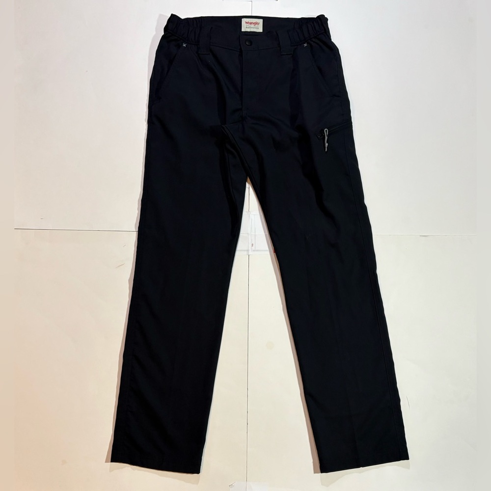 Wrangler Authentics Outdoor Performance Utility Pants black men’s M 30”x32”